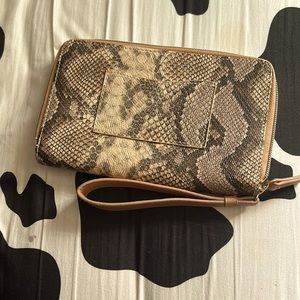 A wallet that got at Walmart it’s snake skin.